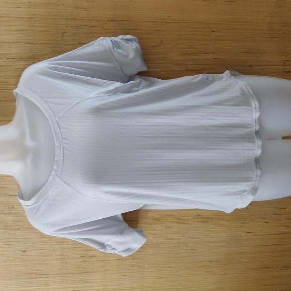 PrAna tee - Picture 1 of 4